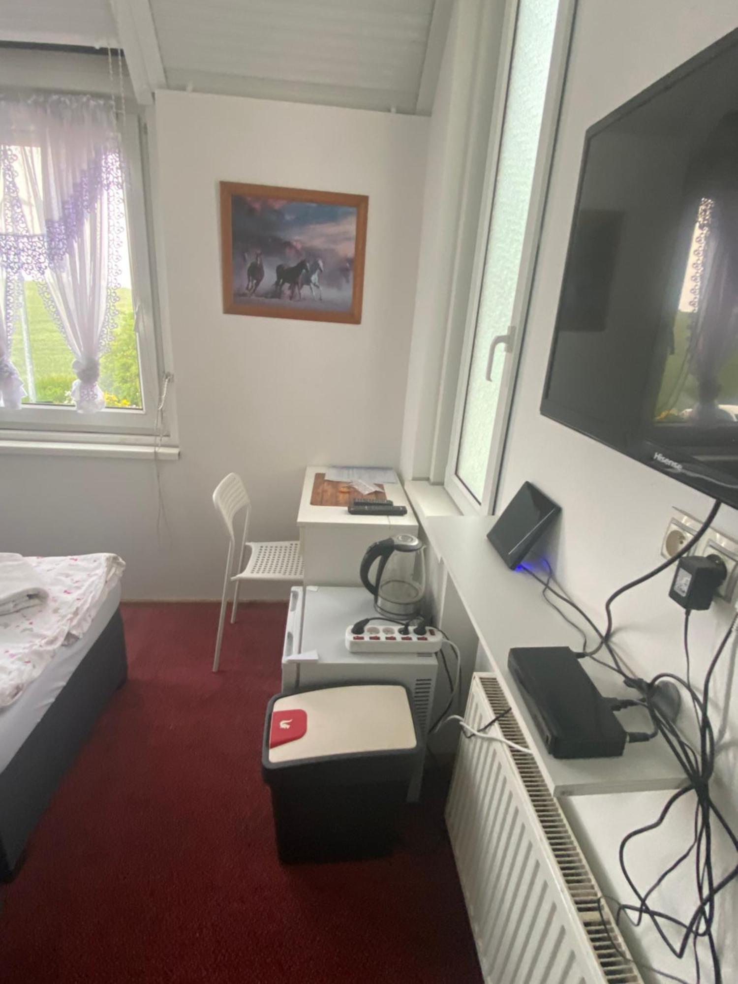 Homestay U Hanky Zdiby Eksteriør bilde
